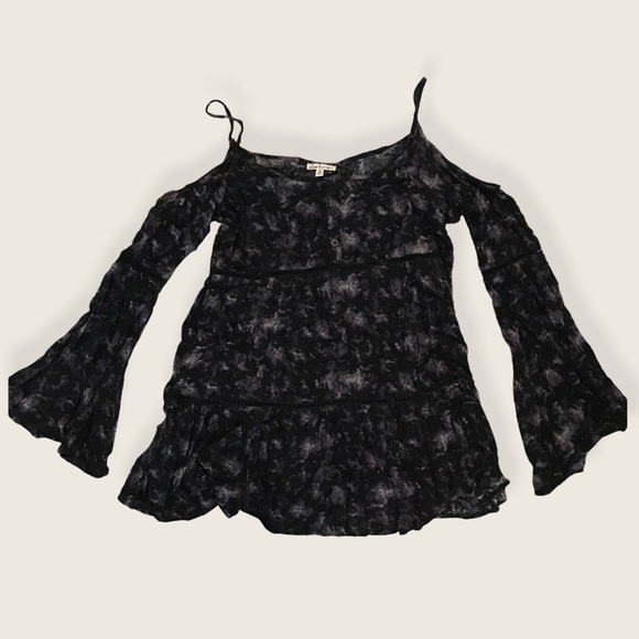 American Eagle Tie-Dye Black/Grey Casual Cold Shoulder Long Sleeve  Button UpTop - Picture 5 of 5